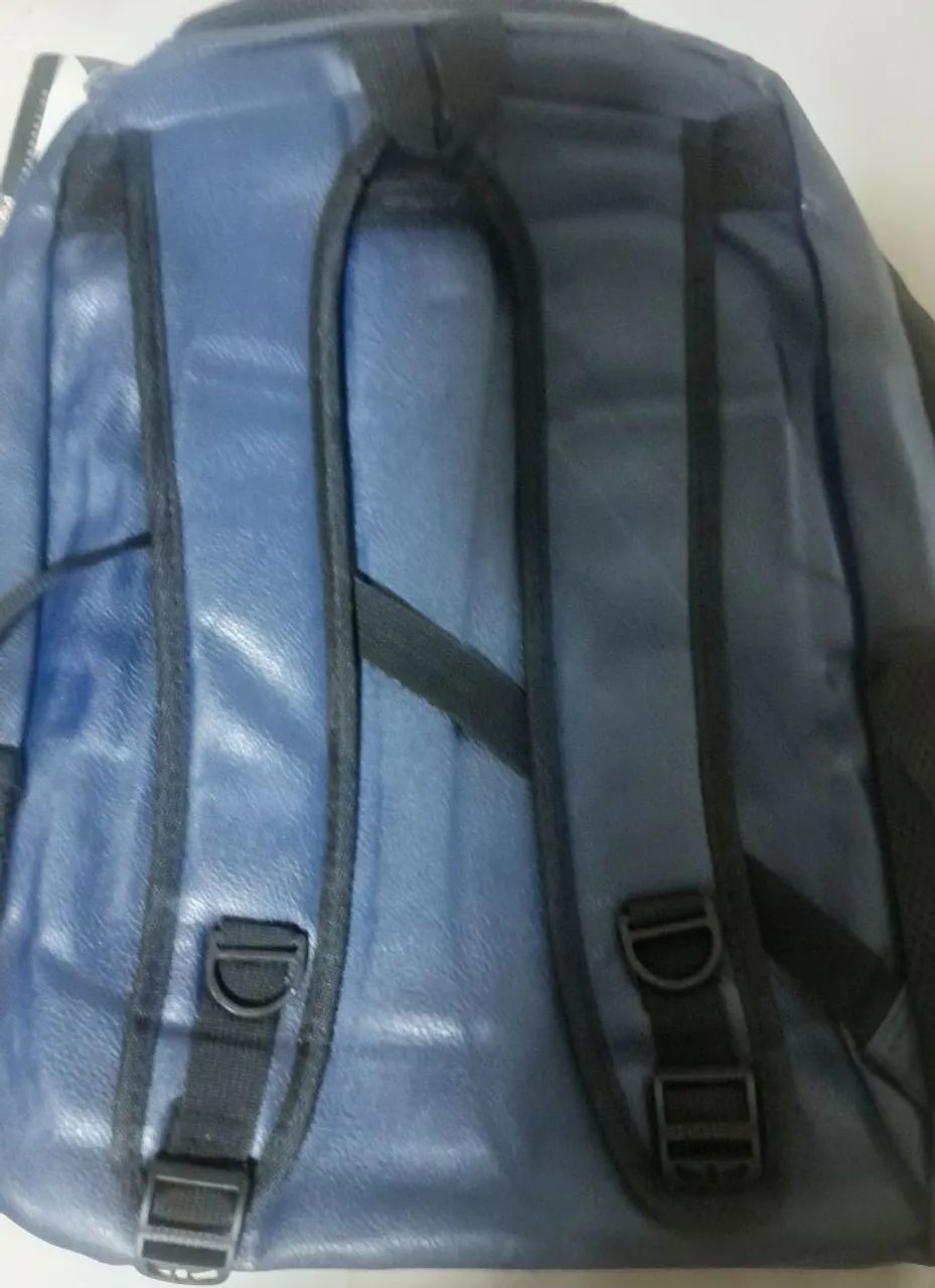 Mochila impermeável dd couro sintético  - Foto 4