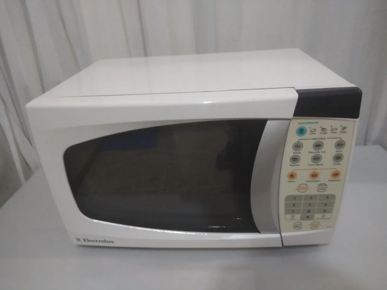 Forno microondas Eletrolux 18 litros  - Foto 4