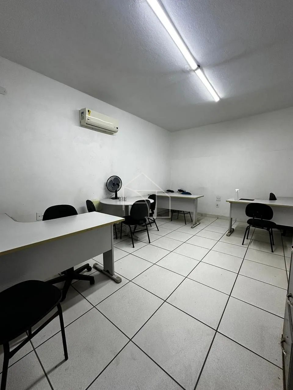 Imóvel Comercial com 8 escritórios em Novo Horizonte - Serra - Foto 12