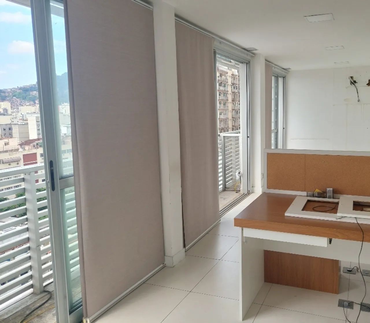 CORPORATE TIJUCA- alugo ou vendo junção de 2 salas comerciais prontas , melhor ponto da Ti - Foto 7