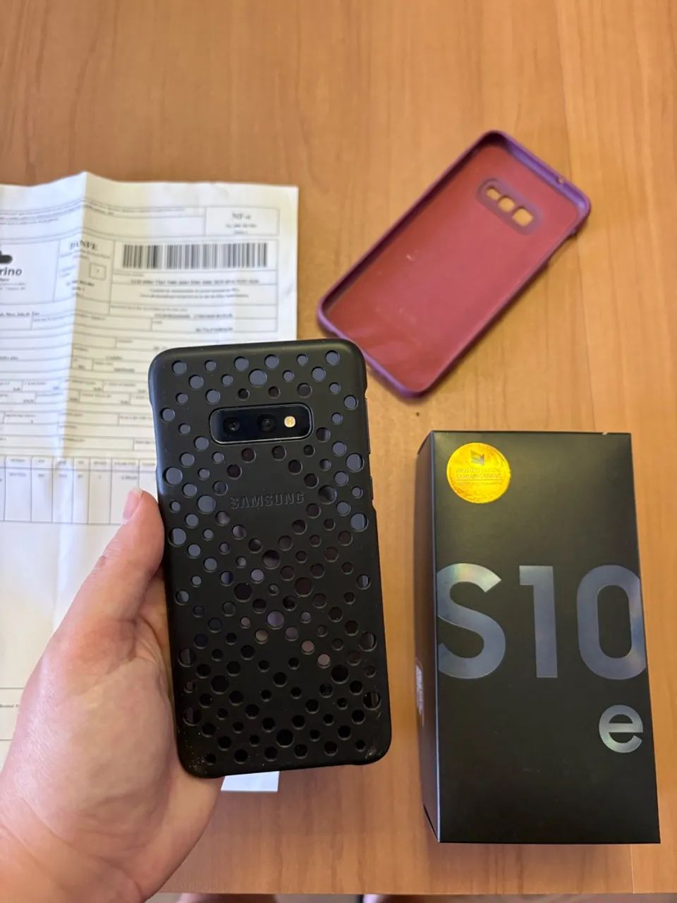 Celular Samsung S10e em perfeitas condições  - Foto 2