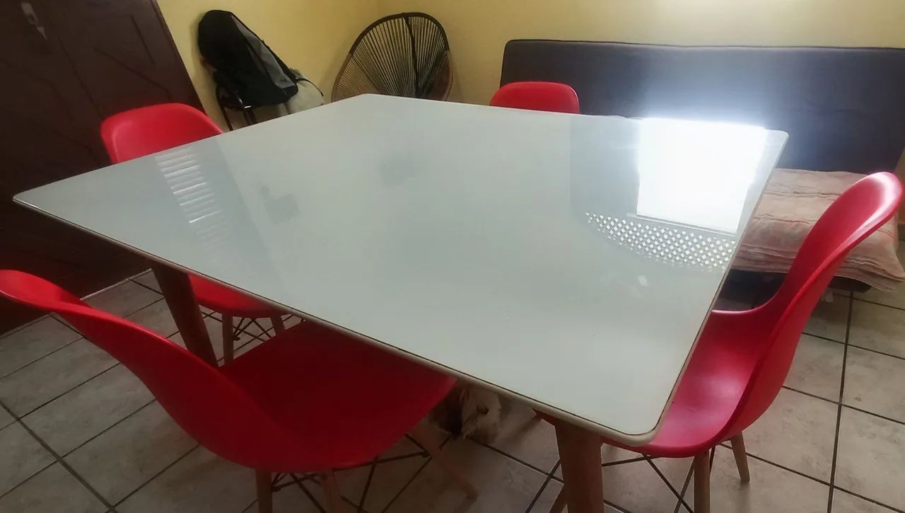 Mesa tampo de vidro e mdf laca dallas com 4 cadeiras s  - Foto 4