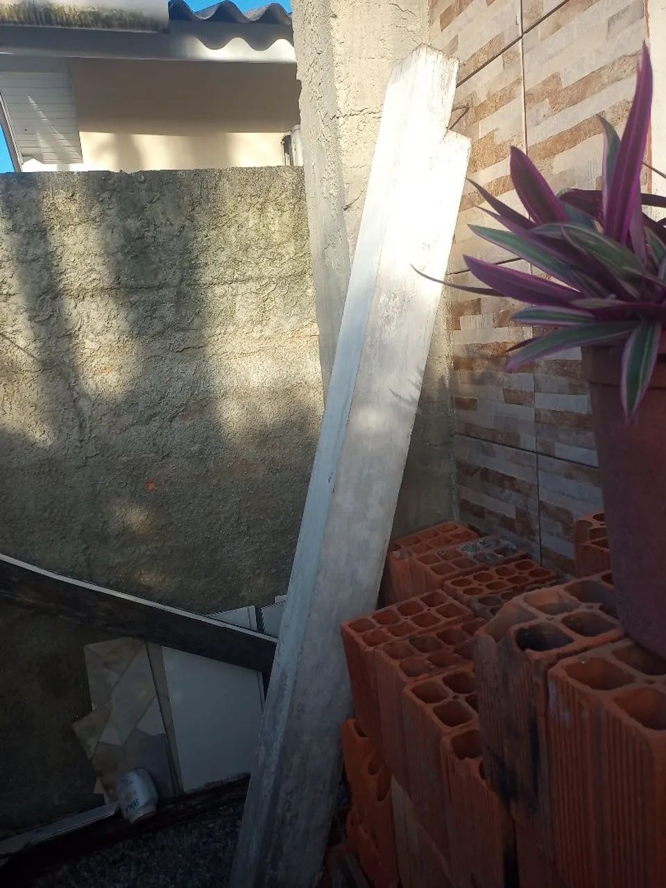 PÉS DIREITO 15 X 15 DE ANGELIM PEDRA 