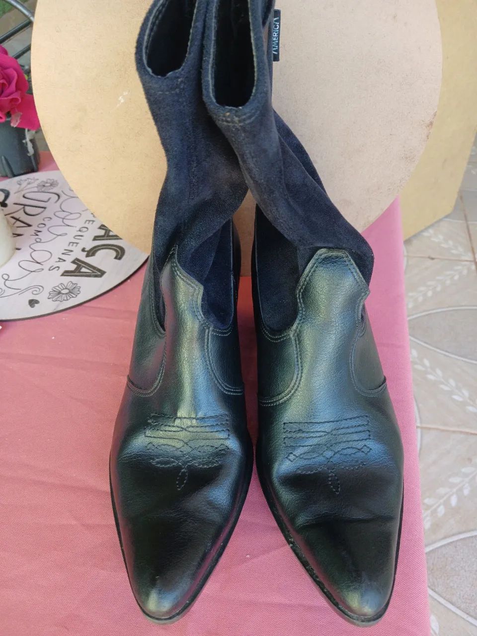 Bota seminova.d couro - Foto 2