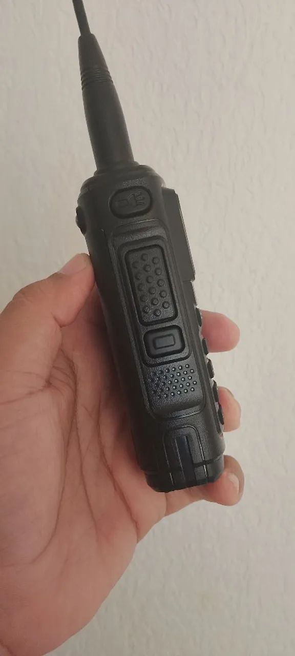 Rádio comunicador baofeng uv17, novos, zero e com várias frequências programadas - Foto 4