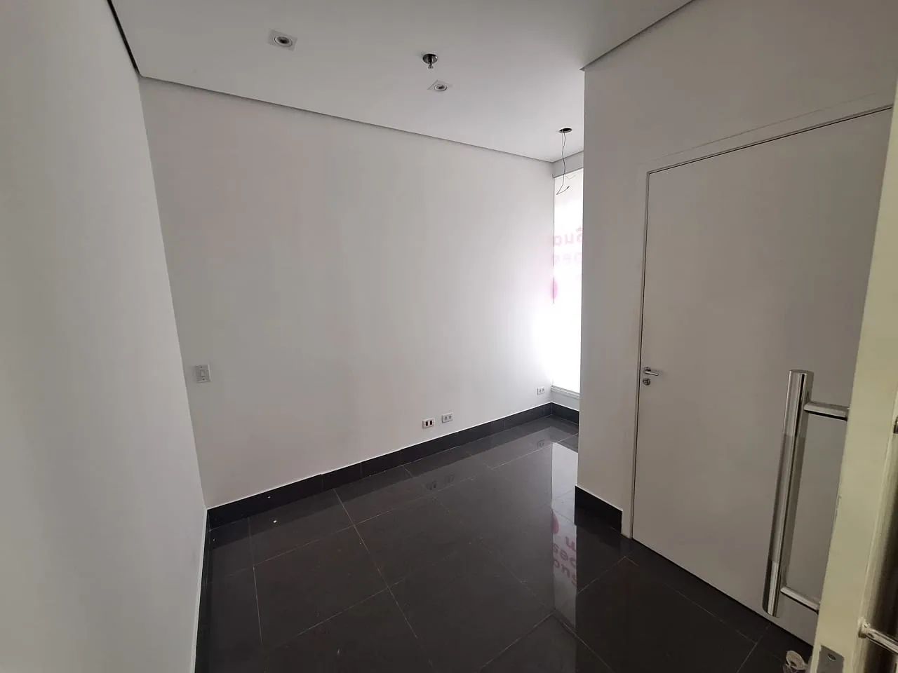 Loja na Alameda Rio Negro, 1030 - Loja 08  134 m² - Foto 5