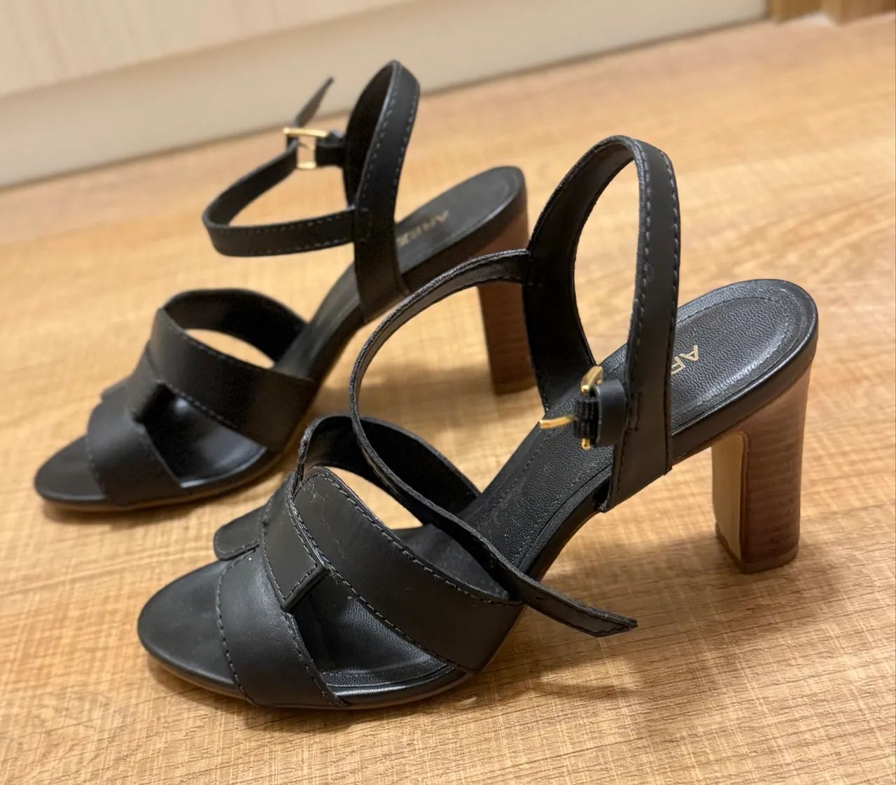 Sandália  Arezzo  - Foto 4