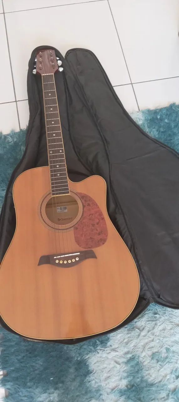 Violão elétrico  Giannini