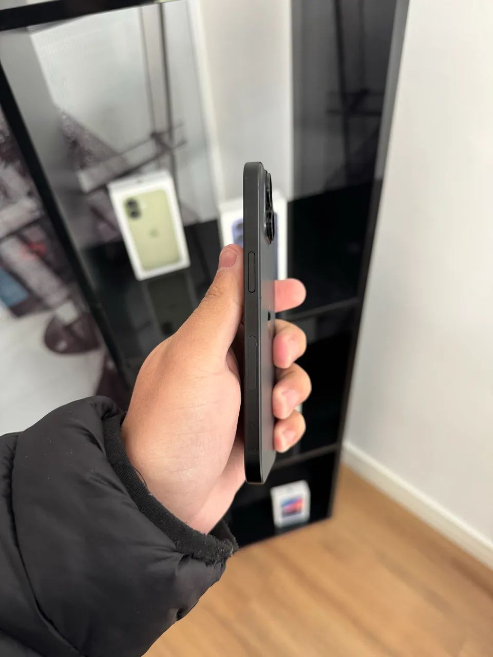 iPhone 15 128GB - Preto  - Foto 2