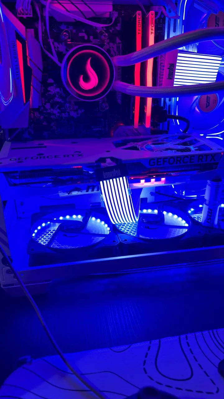 Rtx 5060 8G Msi Gaming Trio White  - Foto 4