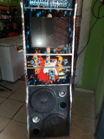 Técnico em informatica e concerto de jokebox