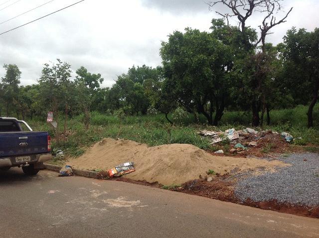 2 lotes juntos 600 metros cada 15 por 40cada na avenida,próximo do centro. - Foto 14