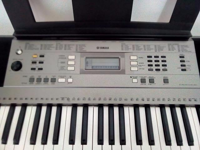 Teclado Yamaha E353 - Foto 2
