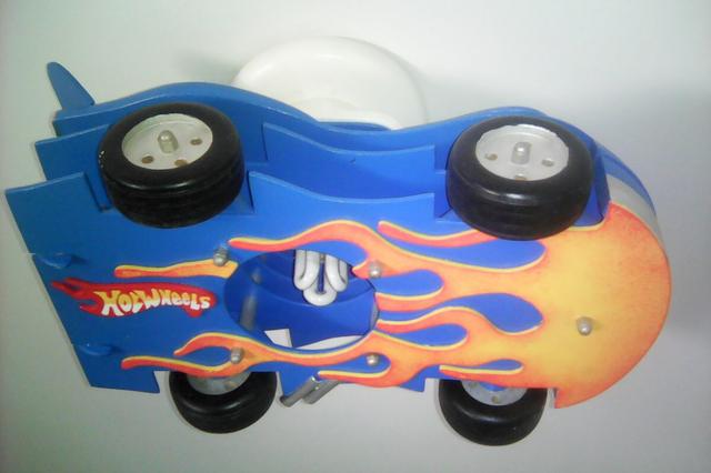 Luminária Hot Wheels