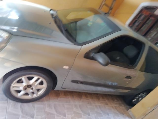 Renault Clio Campus 1.0 16V HiFlex 2009 3P Completo - Foto 8