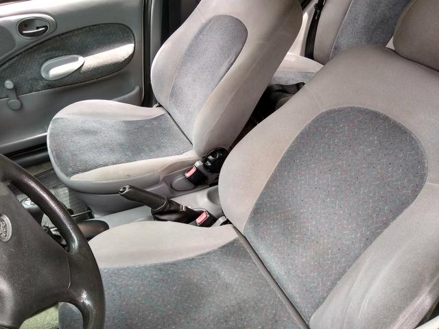 Escort Zetec - Foto 4