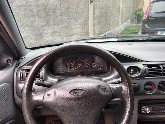 Escort Zetec - Foto 3