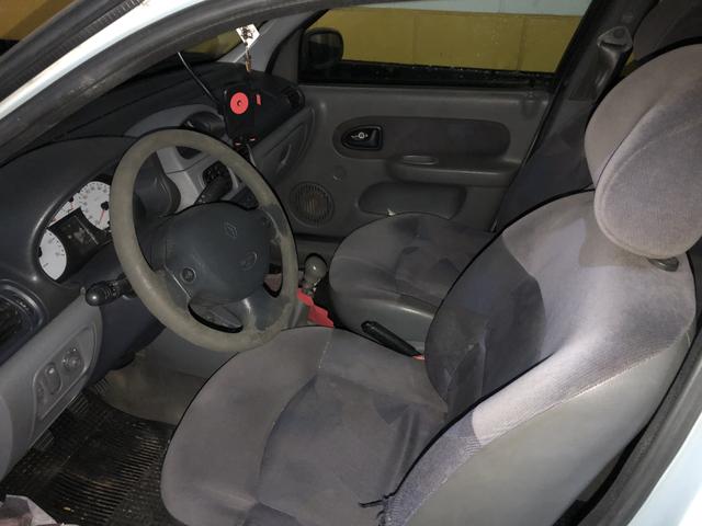 Renault clio - Foto 6