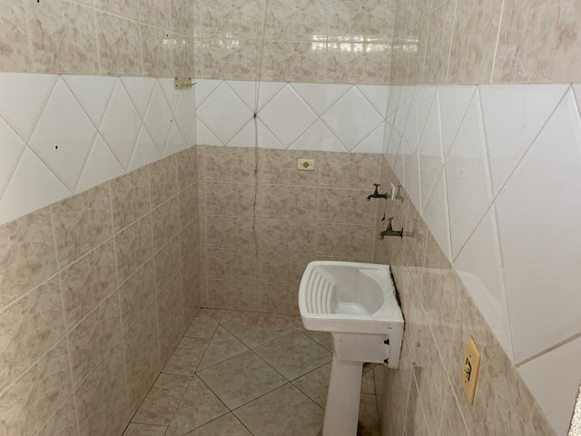 Sobrado na Guilhermina, 3 dormitórios, 2 vagas e sacada - Foto 16