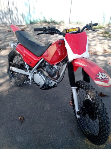 XR 230 PARA TRILHA