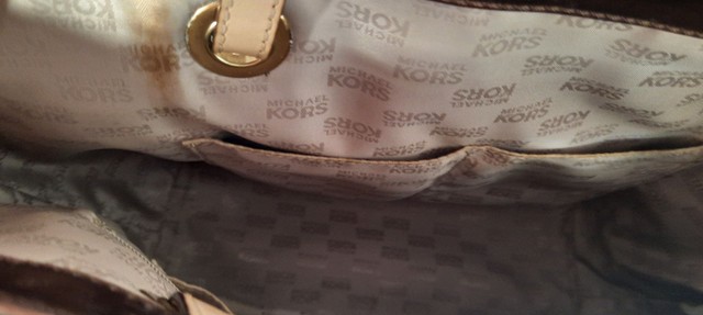 Imperdível!!! Maravilhosa Bolsa Michael Kors ouro velho usada original -  Bolsas, malas e mochilas - Vila Antônio Augusto Luiz, Caçapava 1126663859 |  OLX