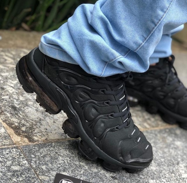 vapormax preto novo