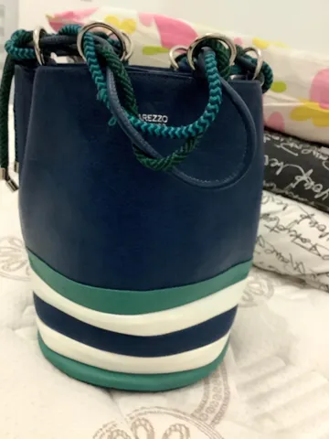 Bolsa Arezzo