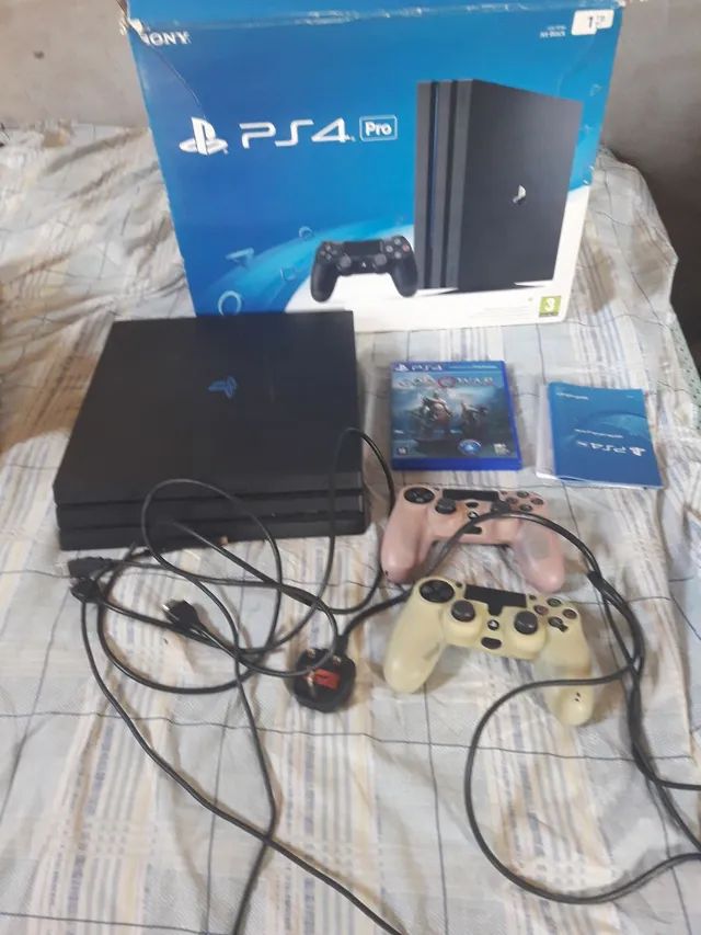 Ps4 PRO - Semi Novo - Videogames - Centro, Itabuna 1245174458