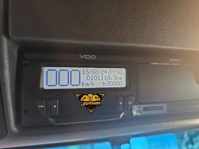 vw meteor 29520 traçado 6x4 ano 2022 completo baixo km - Foto 10