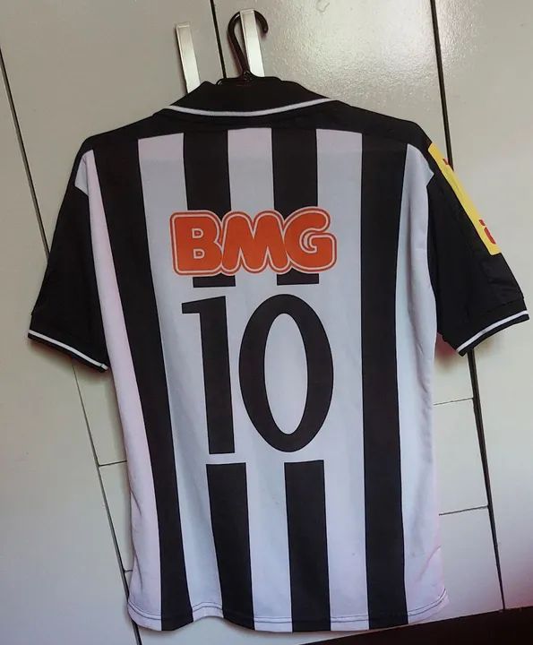 CAMISA DO GALO MINEIRO SEMI NOVA (tamanho M) USADA em boas condições.  - Foto 2
