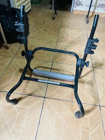 Cycle stand for car hot sale olx