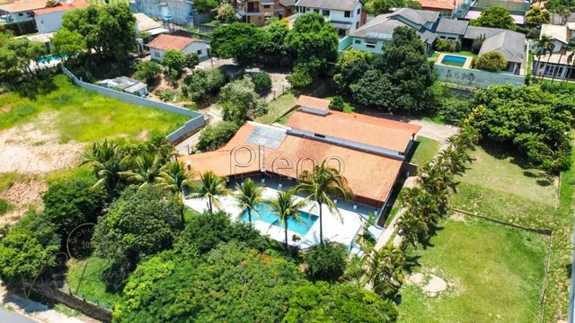 Chácara à venda com 5 quartos no Centro, Vinhedo.
