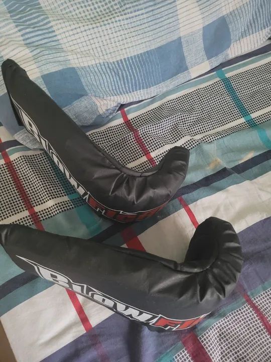 2 Luvas de Boxe e Saco de Pancada - Novas - Foto 3