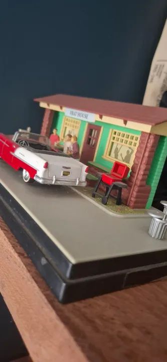 Casa de Fraternidade com Carro Clássico - Foto 2
