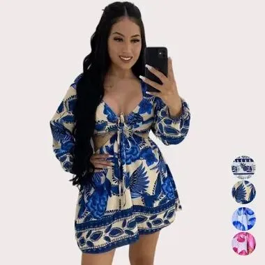 Macaquinho feminino Floral Azul e Branco - Elegância e Charme
