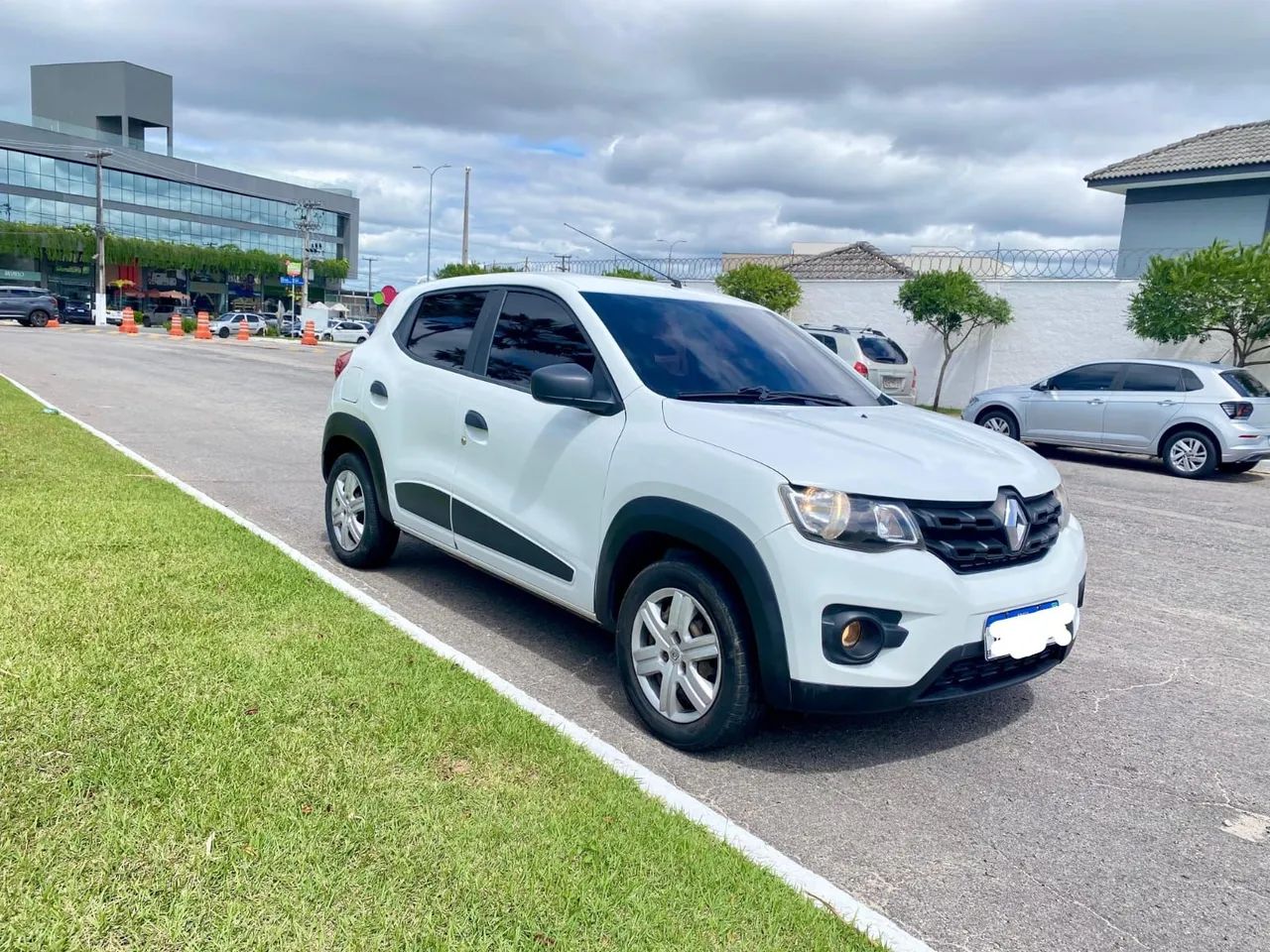 Renault Kwid Zen 1.0 Flex 12V 5P Mec. 2021 - Foto 2