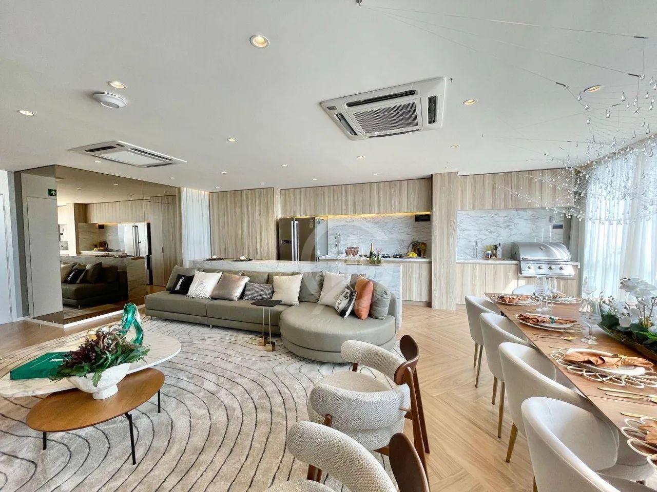 Apartamento com 3 dormitórios à venda, 137 m² por R$ 2.280.000,00 - Porto das Dunas - Aqui