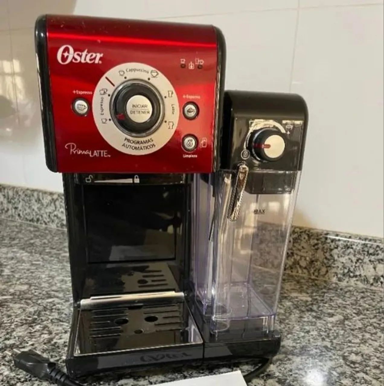 Cafeteira Oster Prima Latte Automática