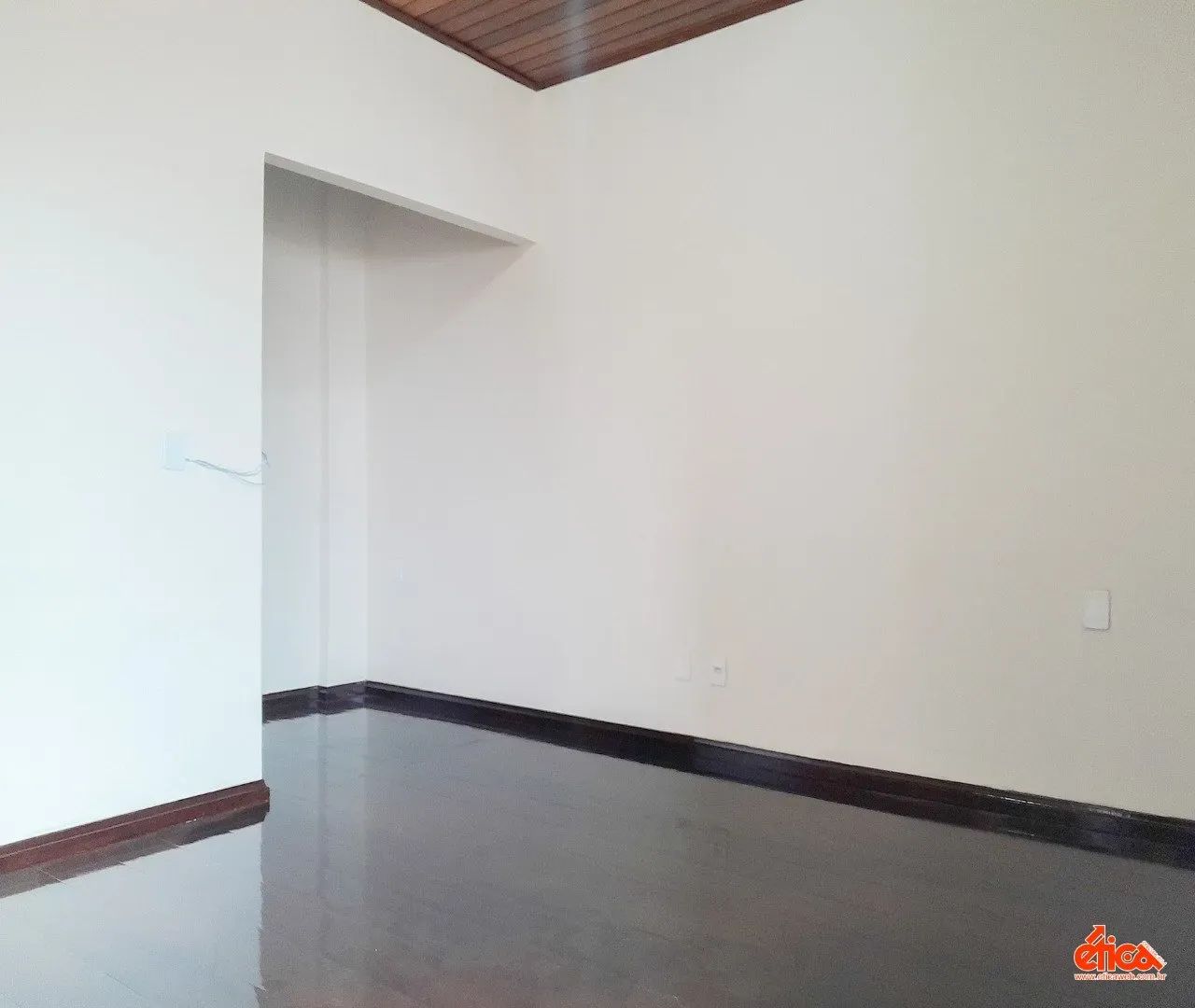 Apto. com 02 quartos sendo 01 suite SEM VAGA DE GARAGEM - Foto 6