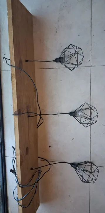 3 Pendentes de Metal para Iluminação