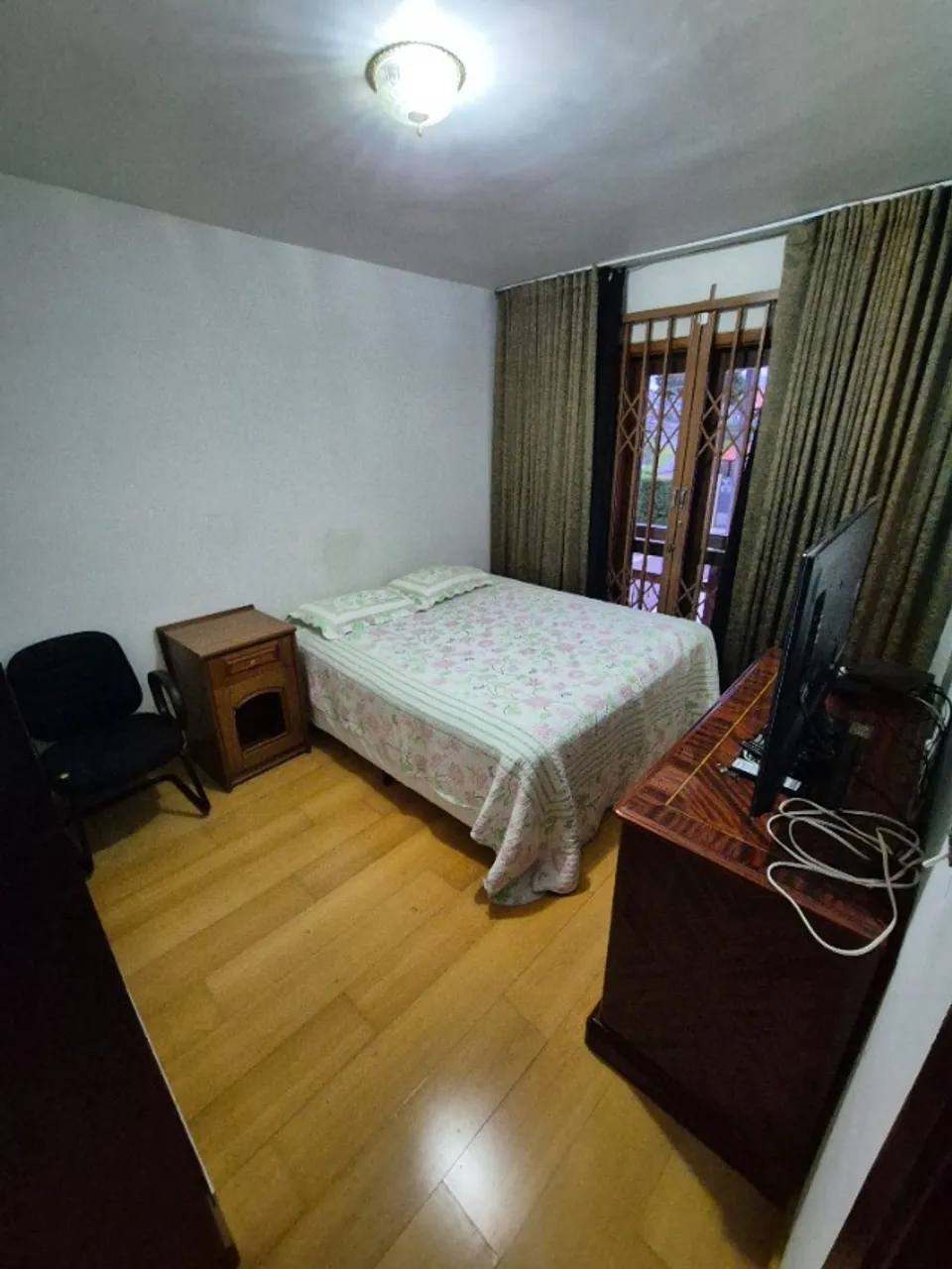 Alugo aluguel quarto bairro Tarumã