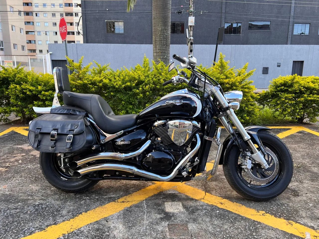 Suzuki Boulevard m800