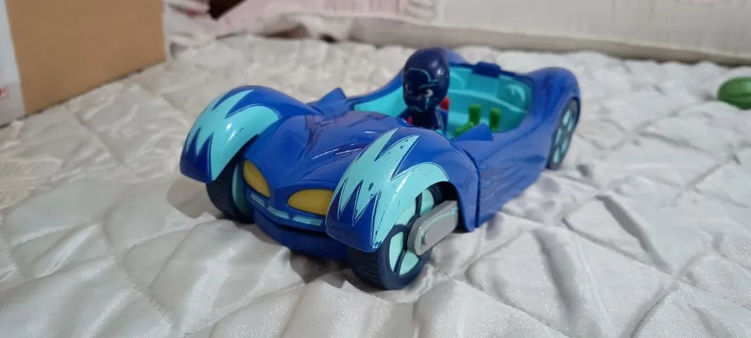PJ Masks Night Ninja Com Carro Frog Box Som e Luz Pilha Inclusa  - Foto 4