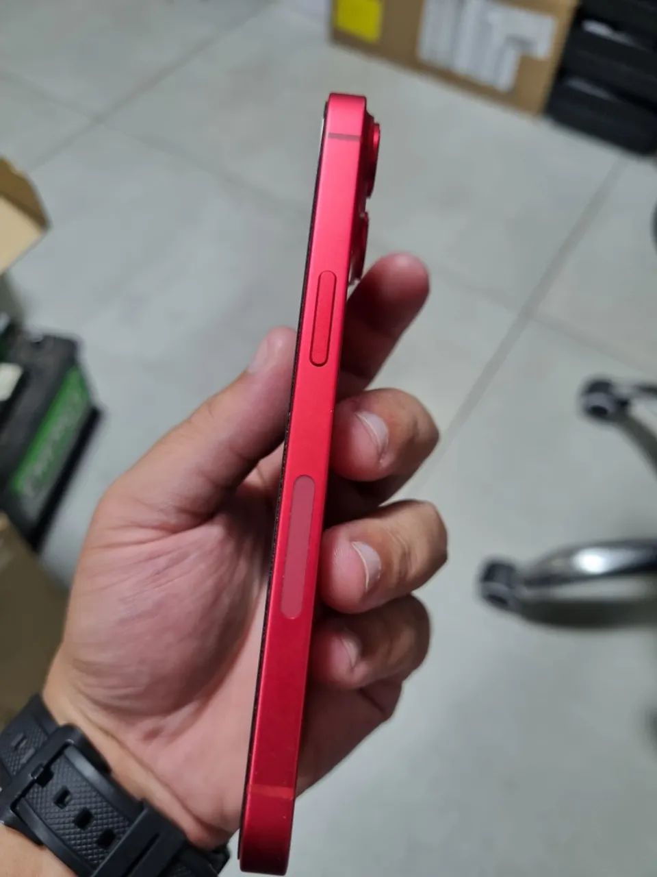 iPhone 14 red 128gb - Foto 3