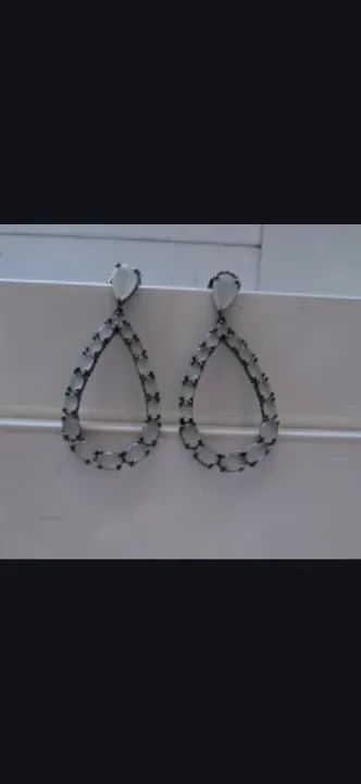 Brinco Pedras Brancas - Foto 3