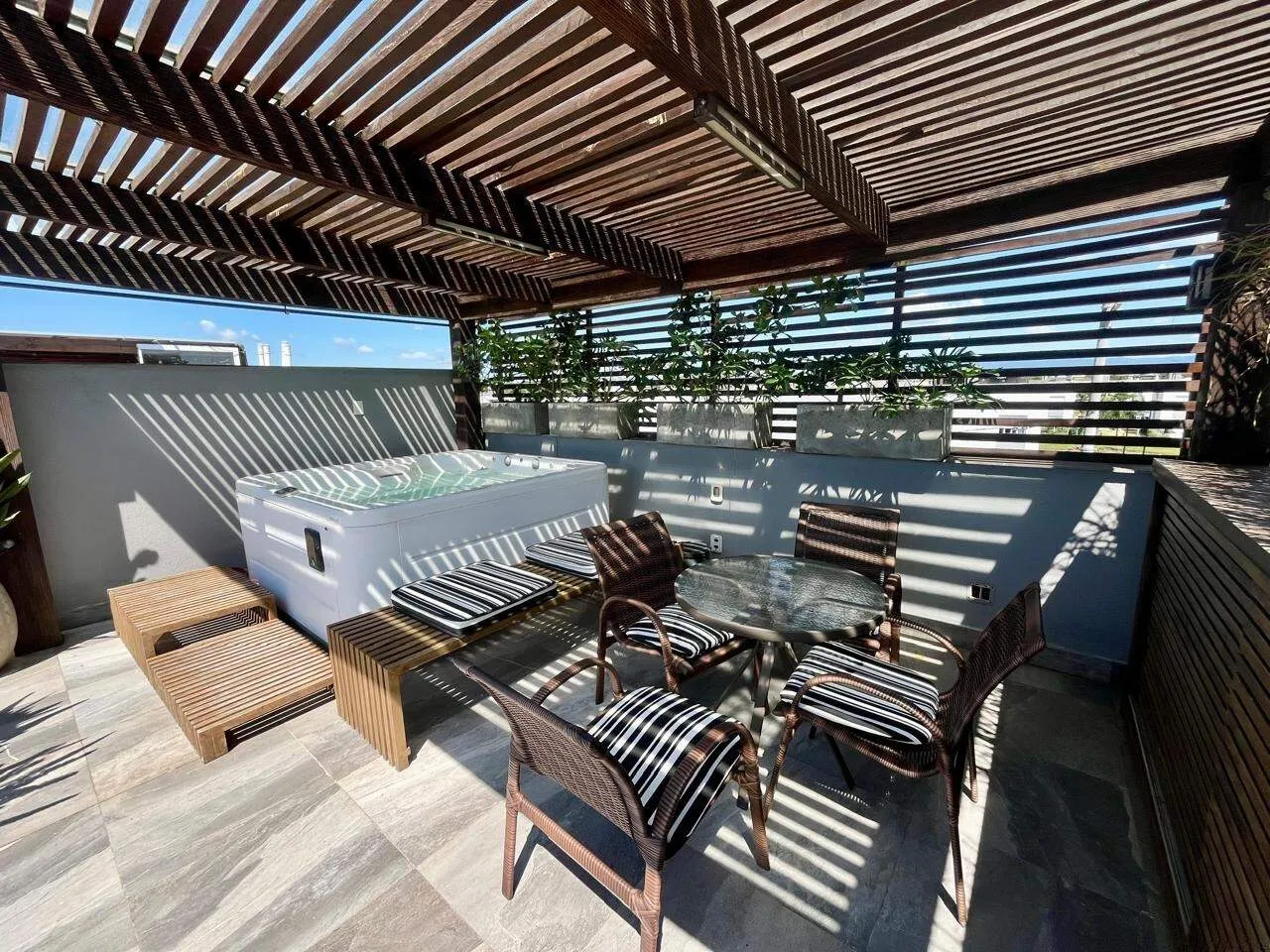 Apartamento Cobertura à venda, 2 quartos, 1 suíte, Condomínio Rossi Atlantida - Xangri-Lá/