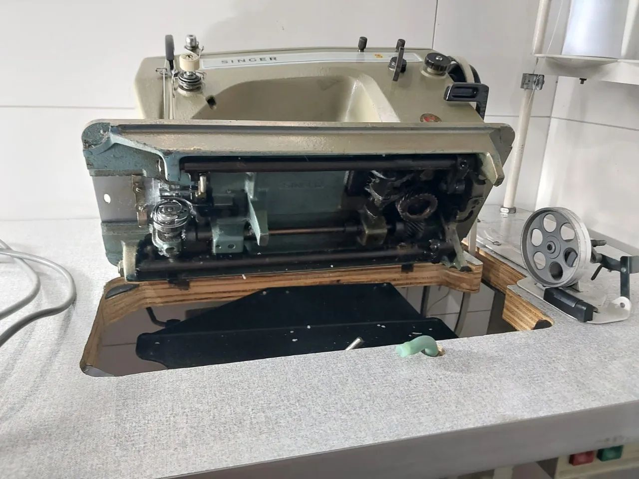 Máquina de Costura Industrial Singer 20U - Foto 3