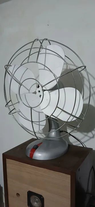 Ventilador grande antigo