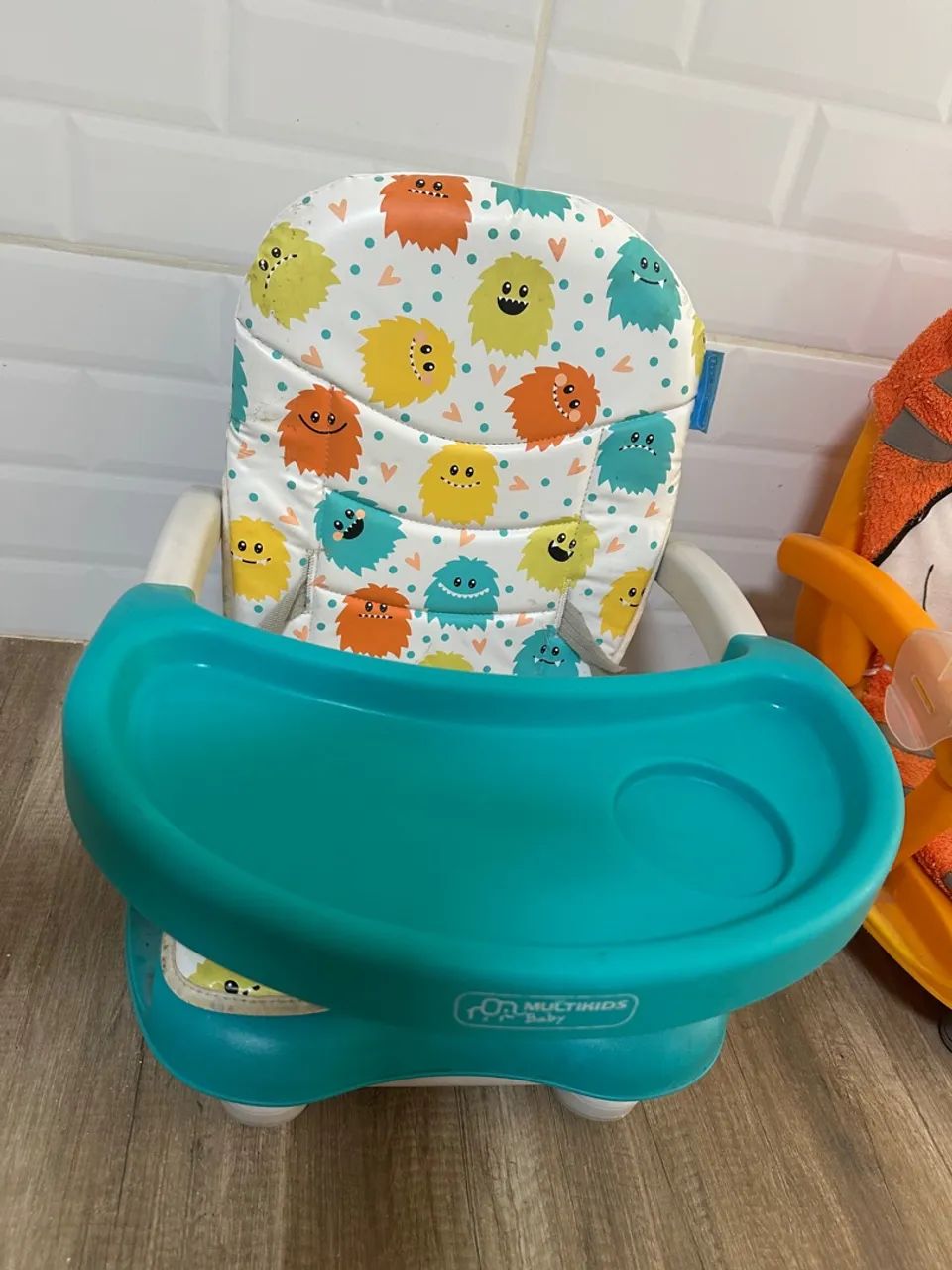 Cadeira Infantil com Bandeja e Assento Divertido - Foto 3