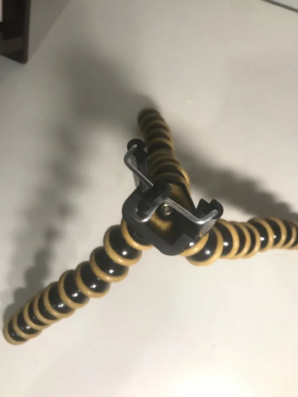 Tripé Flexível para Celular - Versátil e Prático - Foto 2